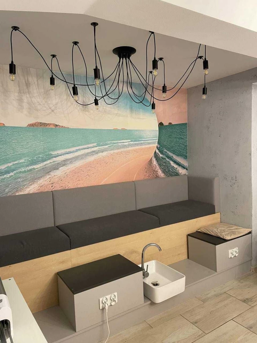 Odstapię działający Salon Kosmetyczny Meduza nail club