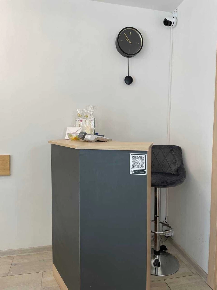 Odstapię działający Salon Kosmetyczny Meduza nail club