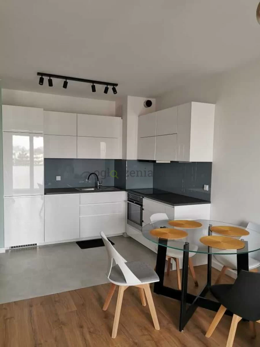 Wynajme mieszkanie warszawa Wysoki standard_Nowe 2 pokojowe z balkonem i garażem