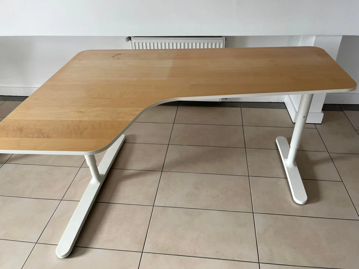 Biurka IKEA Bekant, 2 lewe, 2 prawe