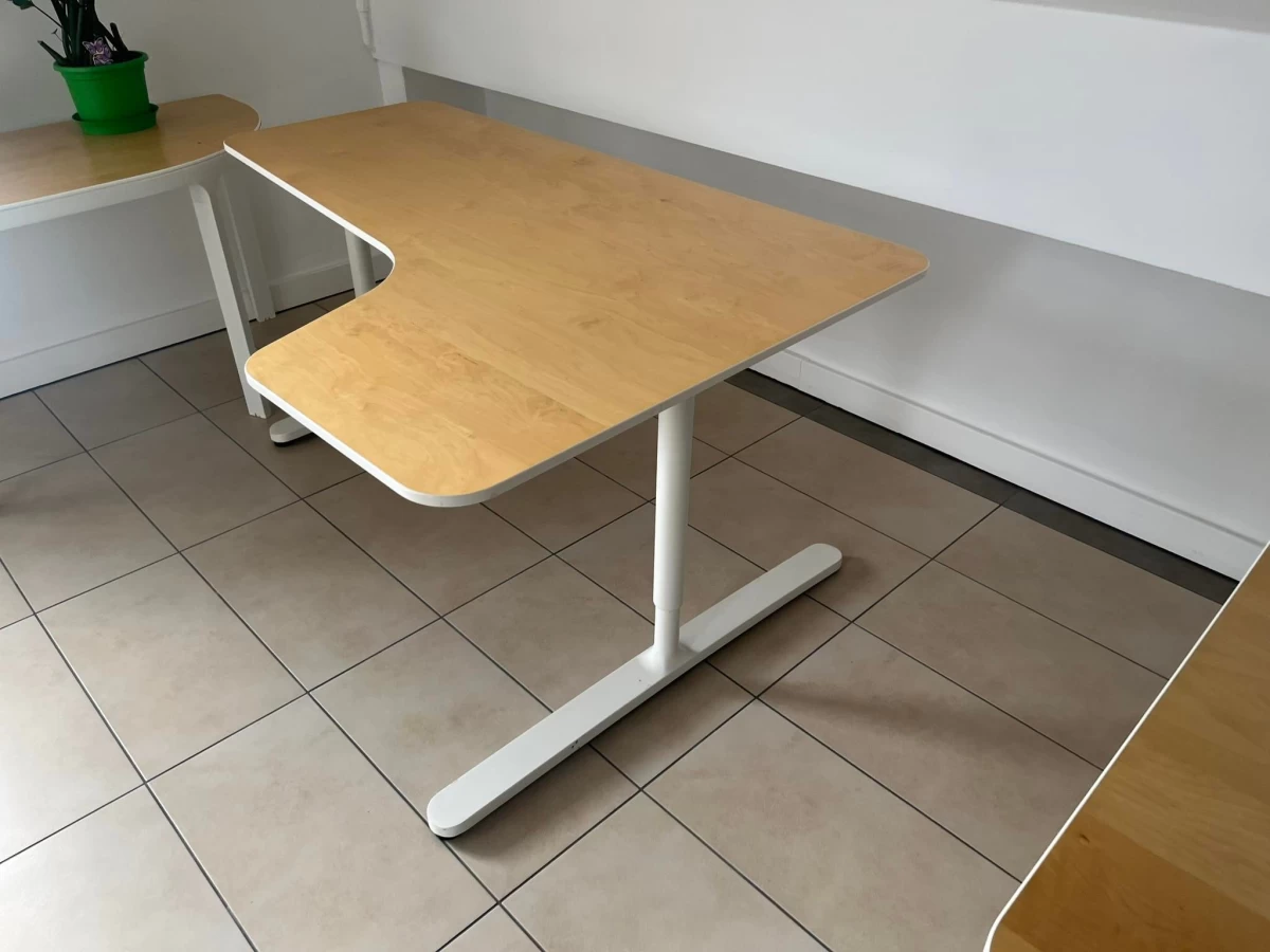 Biurka IKEA Bekant, 2 lewe, 2 prawe
