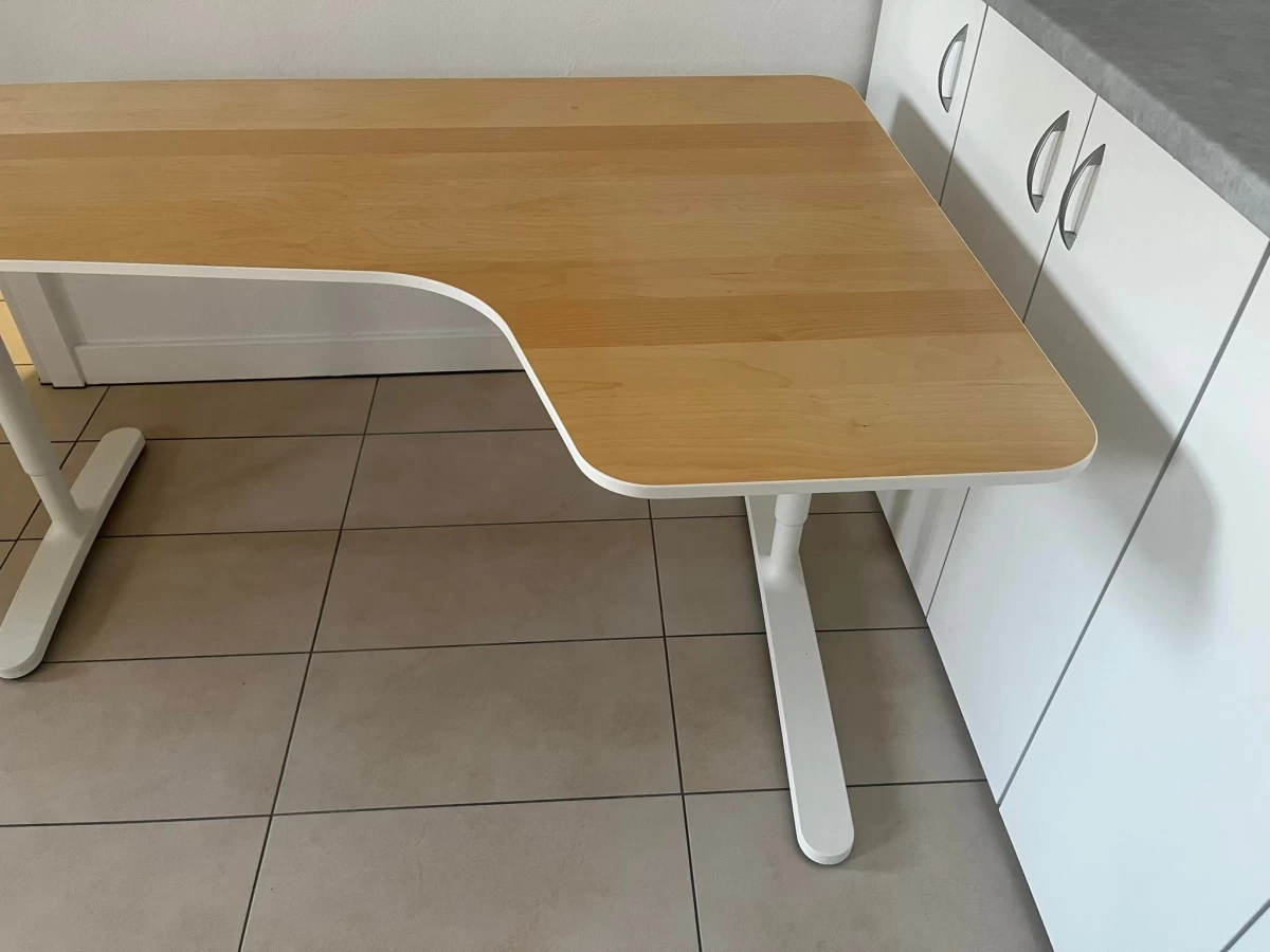 Biurka IKEA Bekant, 2 lewe, 2 prawe