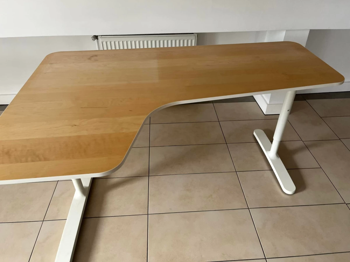 Biurka IKEA Bekant, 2 lewe, 2 prawe