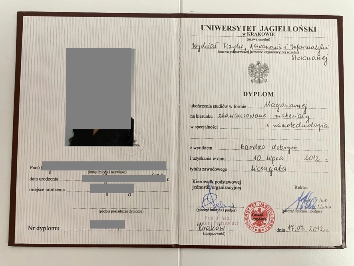 Dyplomy Studia. Matury Certyfikaty Magister Licencjat i Inżynier