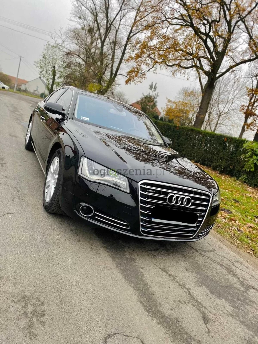 Samochód osobowy Audi A8
