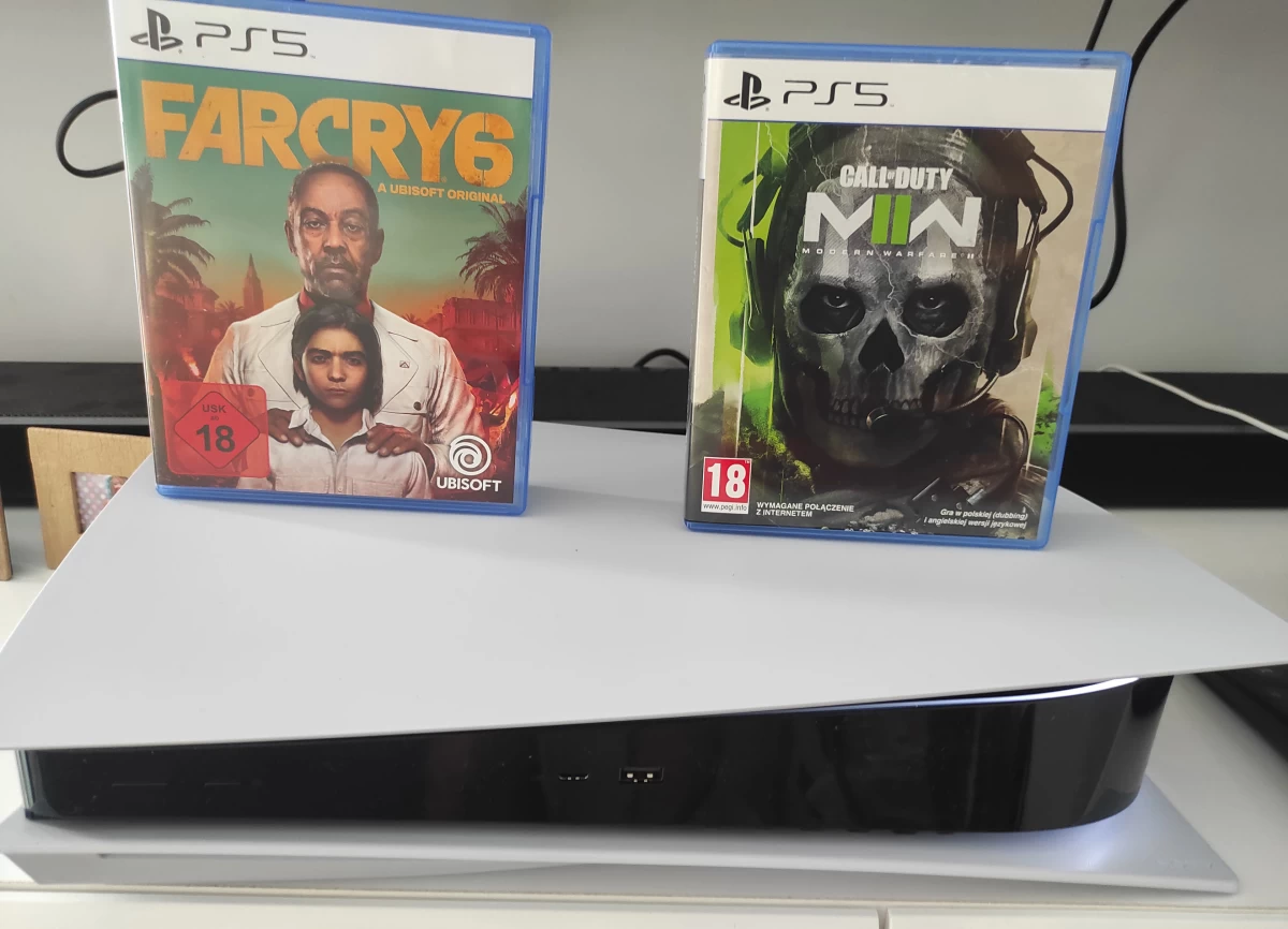 Sprzedam PlayStation 5 + najlepsze gry