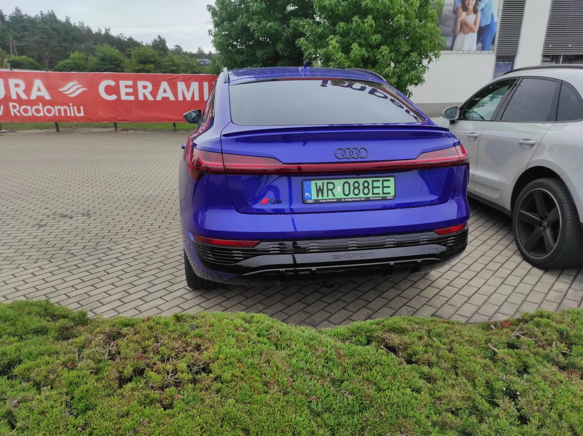 Audi Q8 55 2022 Quattro S Line 408KM