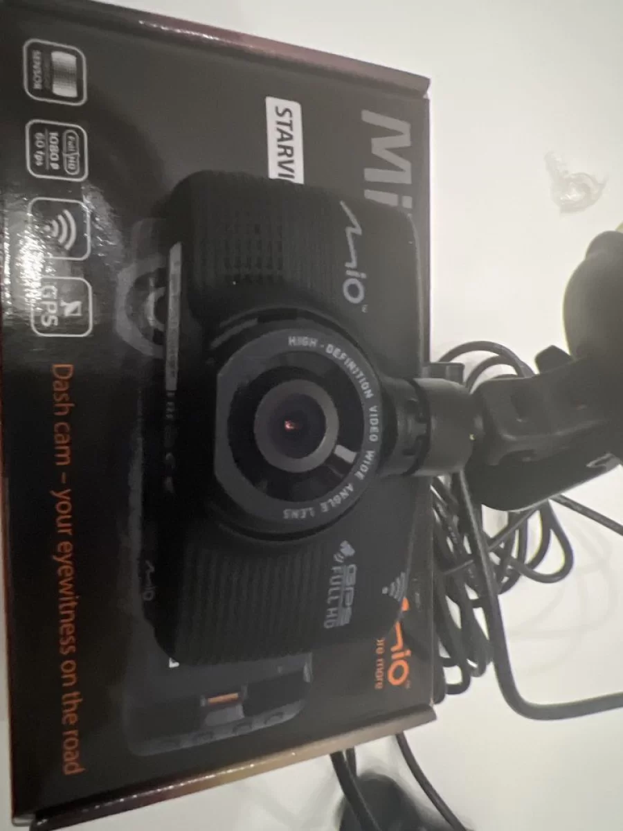 Profesjonalna kamerka samochodowa Mio MiVue 792 WiFi PRO
