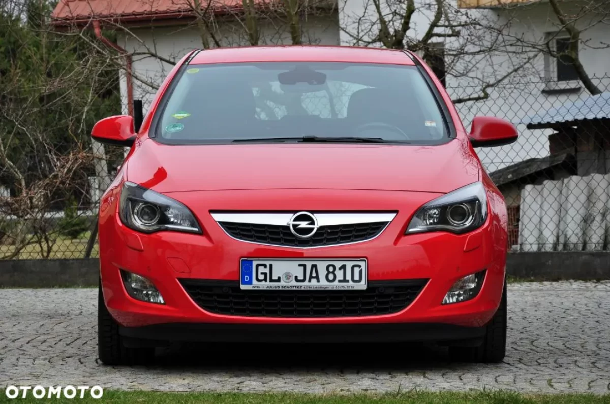Opel Astra 1.4 Turbo ,bi- xenon, serwis ASO do końca, ORYGINALNY LAKIER