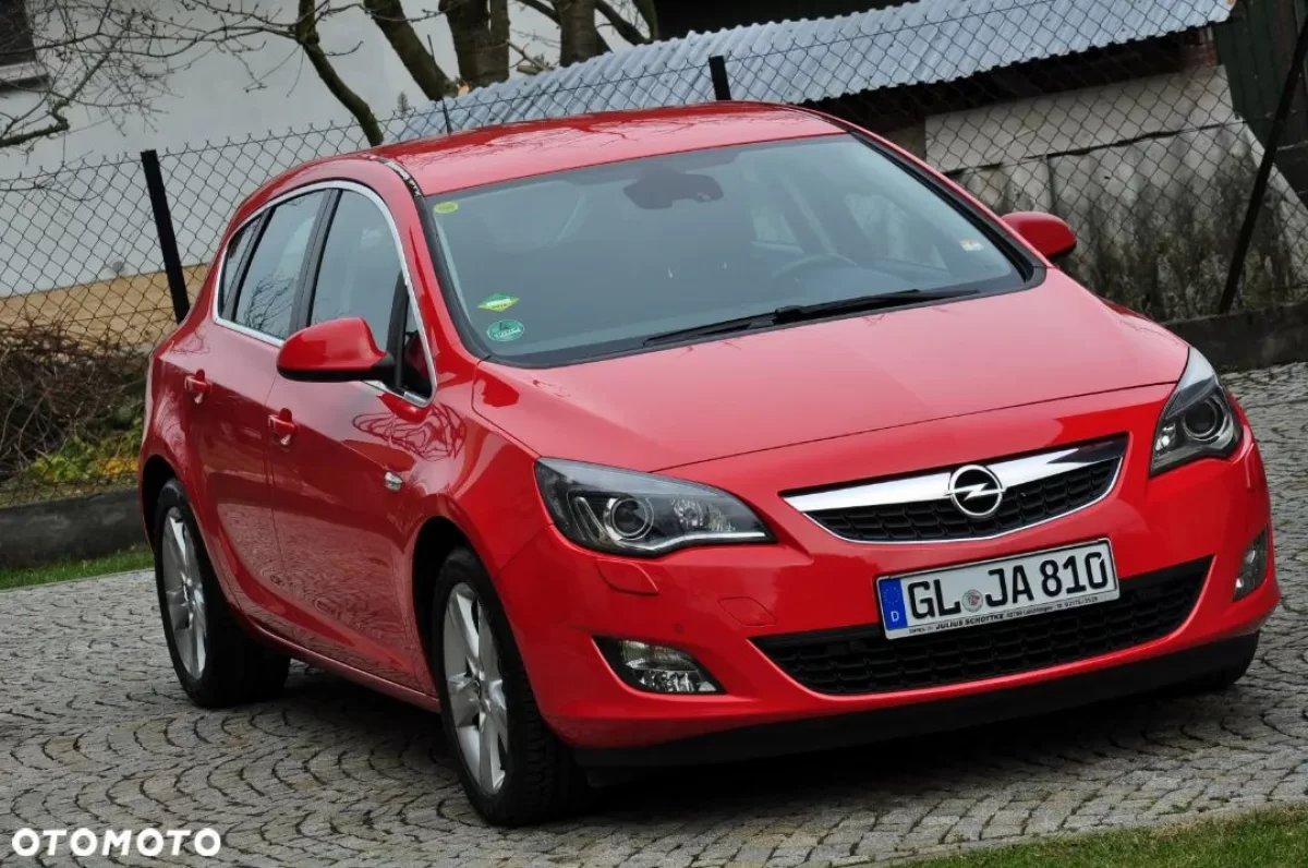 Opel Astra 1.4 Turbo ,bi- xenon, serwis ASO do końca, ORYGINALNY LAKIER