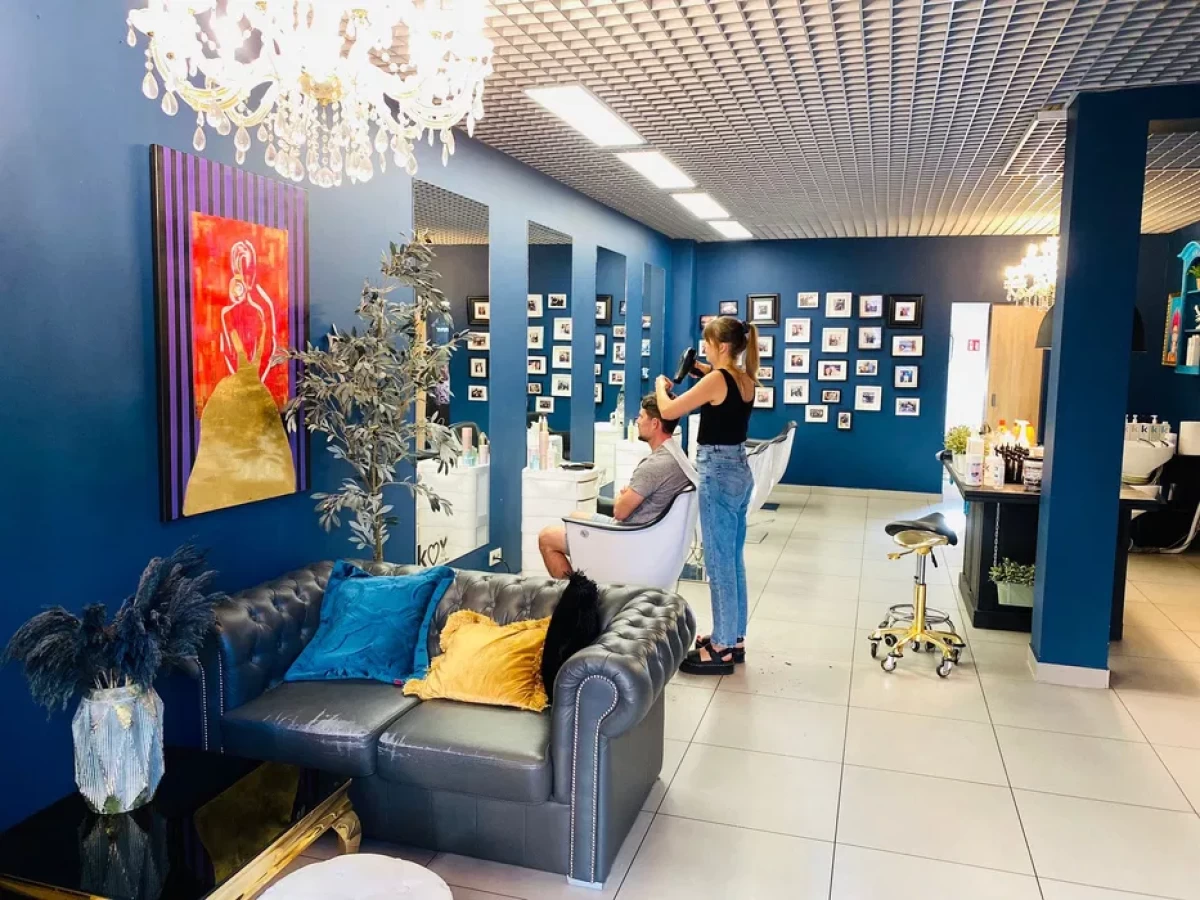 Sprzedam DOCHODOWY salon fryzjerski GŁOGÓW