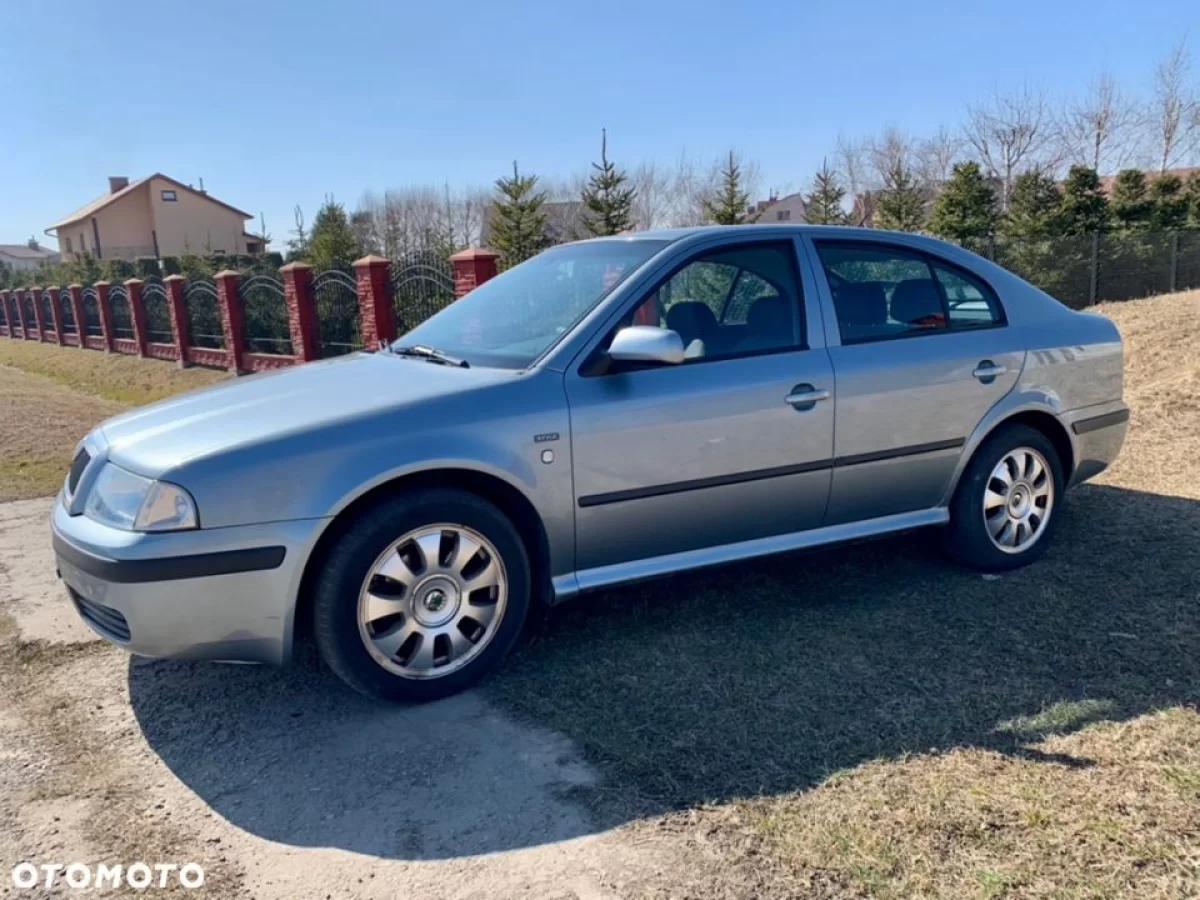 Škoda Octavia Automat, 2.0 benzyna 8v , Klimatronik