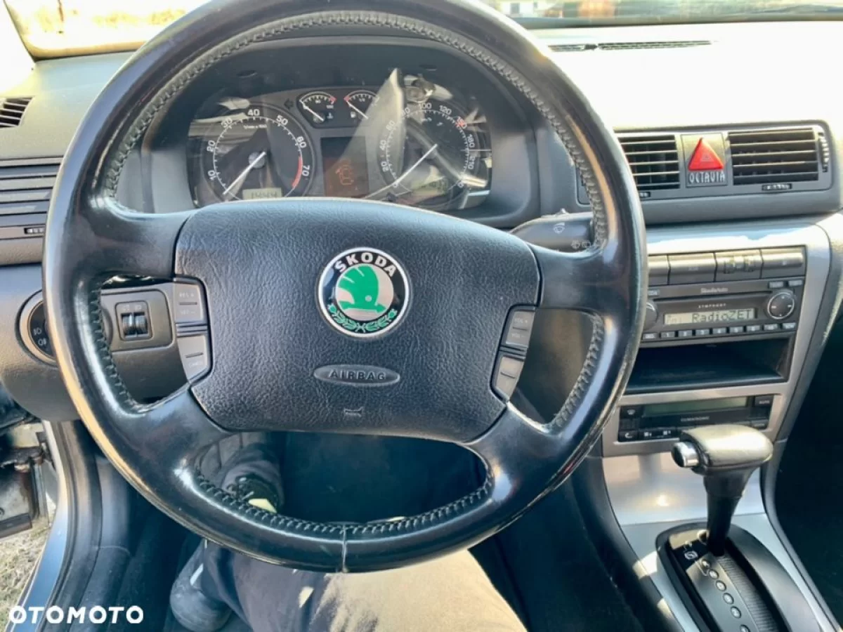 Škoda Octavia Automat, 2.0 benzyna 8v , Klimatronik