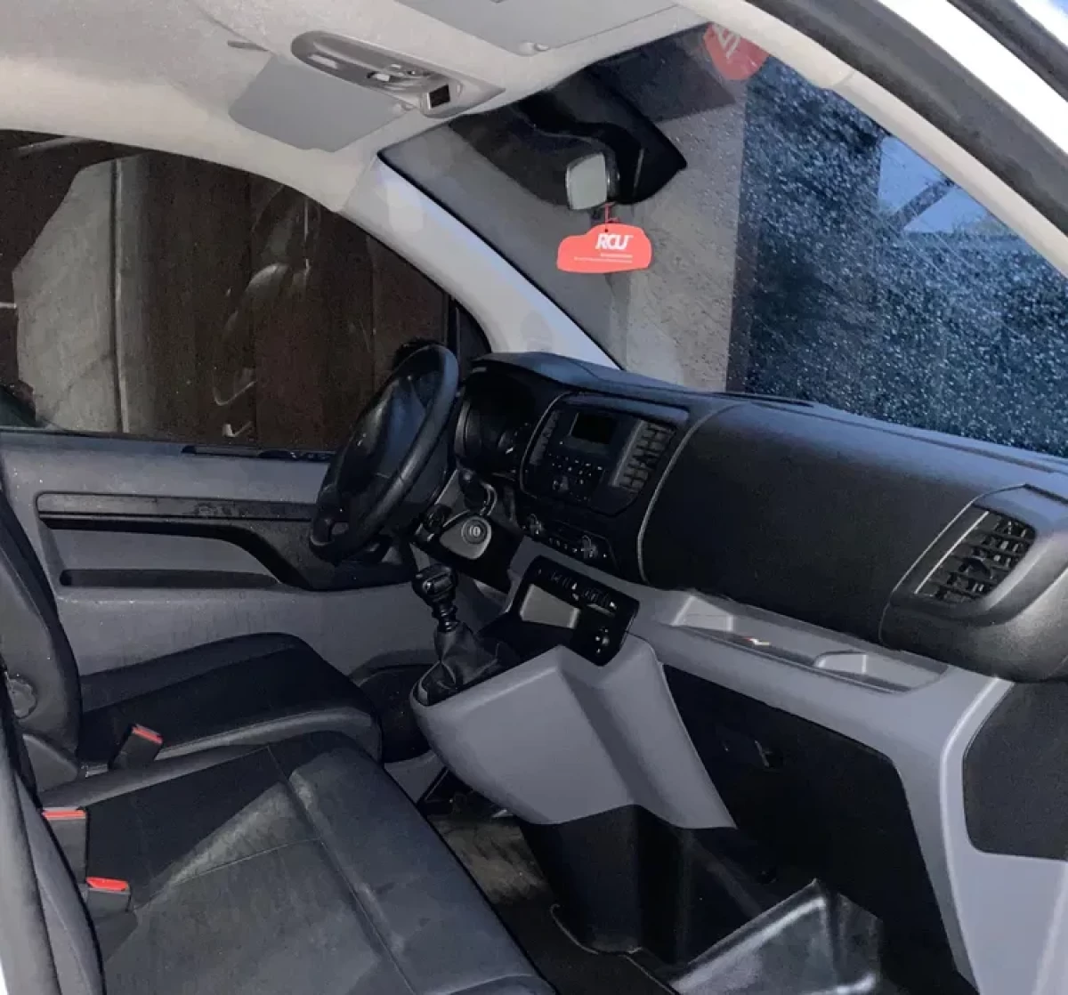 Peugeot Expert 2019 przebieg 33.000 km long L3