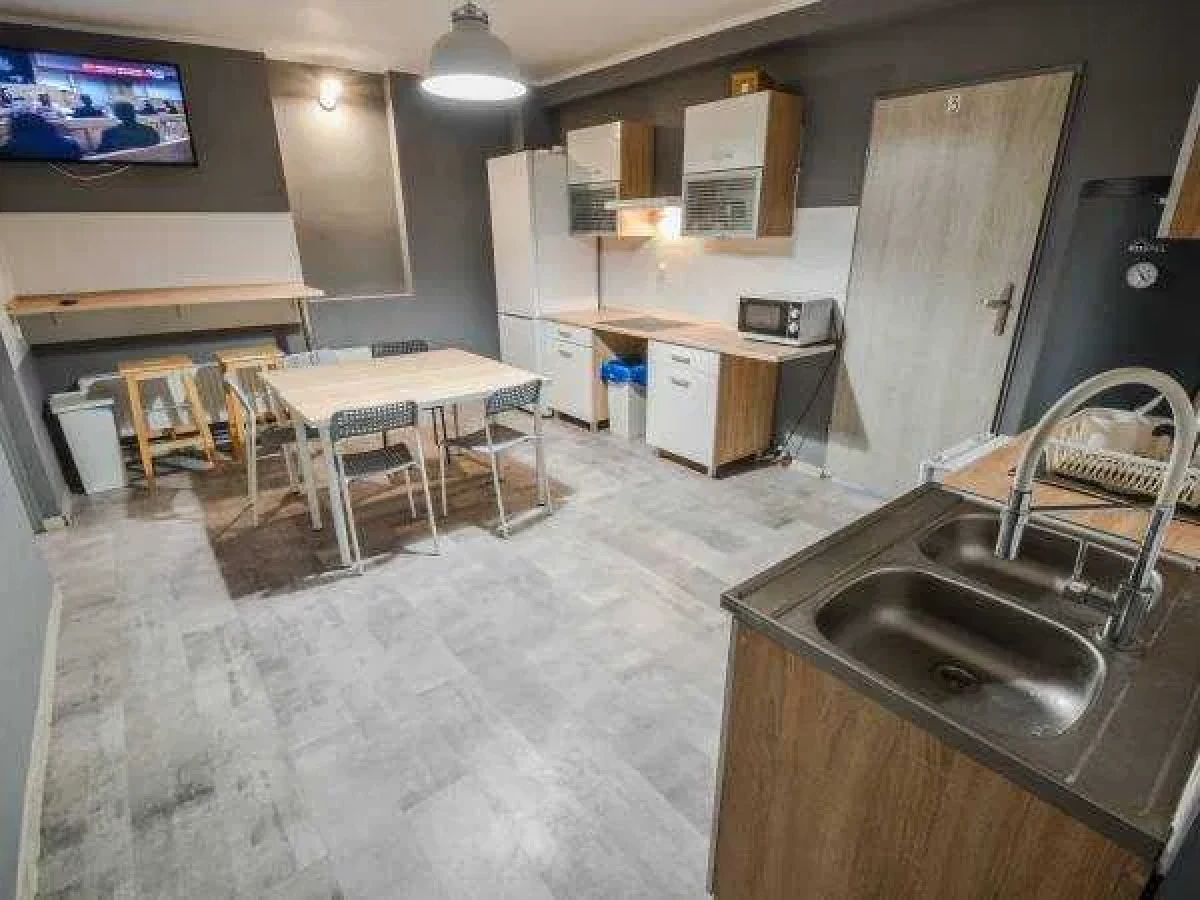 Wynajem mieszkań pracownikom - Mieszkanie dla 12 pracowników, kwatery w Gliwicach