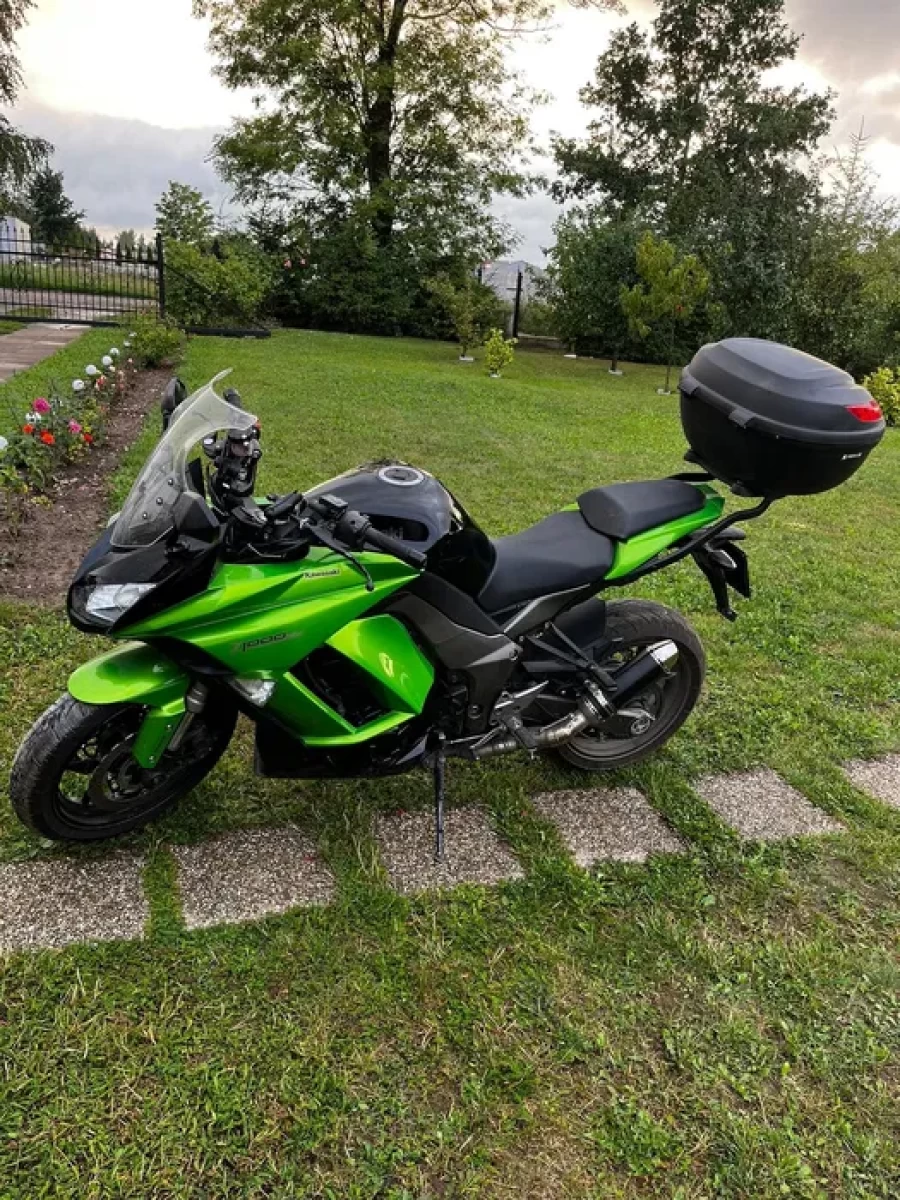 Sprzedam kawasaki z 1000 sx 2011