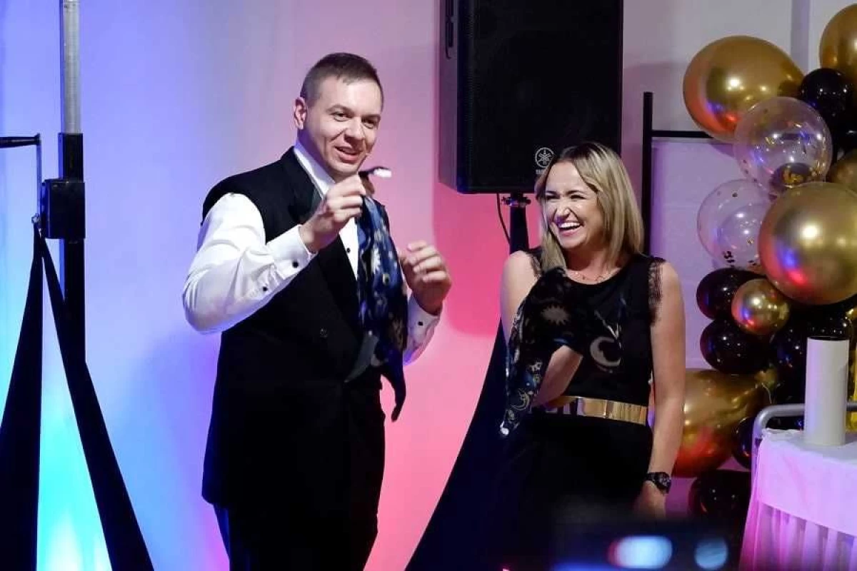 Iluzjonista Magik na Event Wesele Urodziny Pokaz Iluzji dla Dorosłych