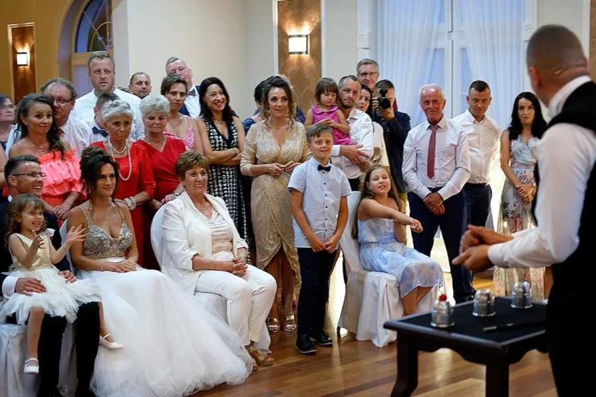 Iluzjonista Magik na Event Wesele Urodziny Pokaz Iluzji dla Dorosłych