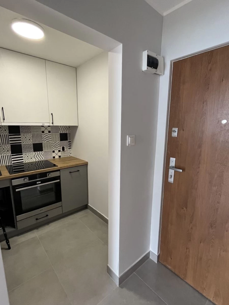 Sprzedam 2 pokoje Warszawa Bielany 37 m2