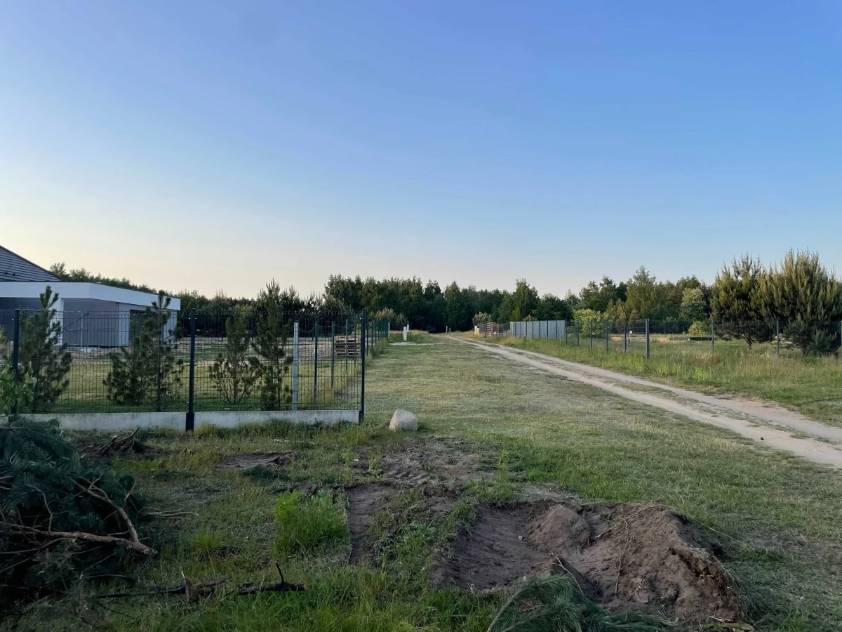 Dom bliźniak 95 m2 ogórdek 500m2 Wiskitno Kolumny/Ziemianska