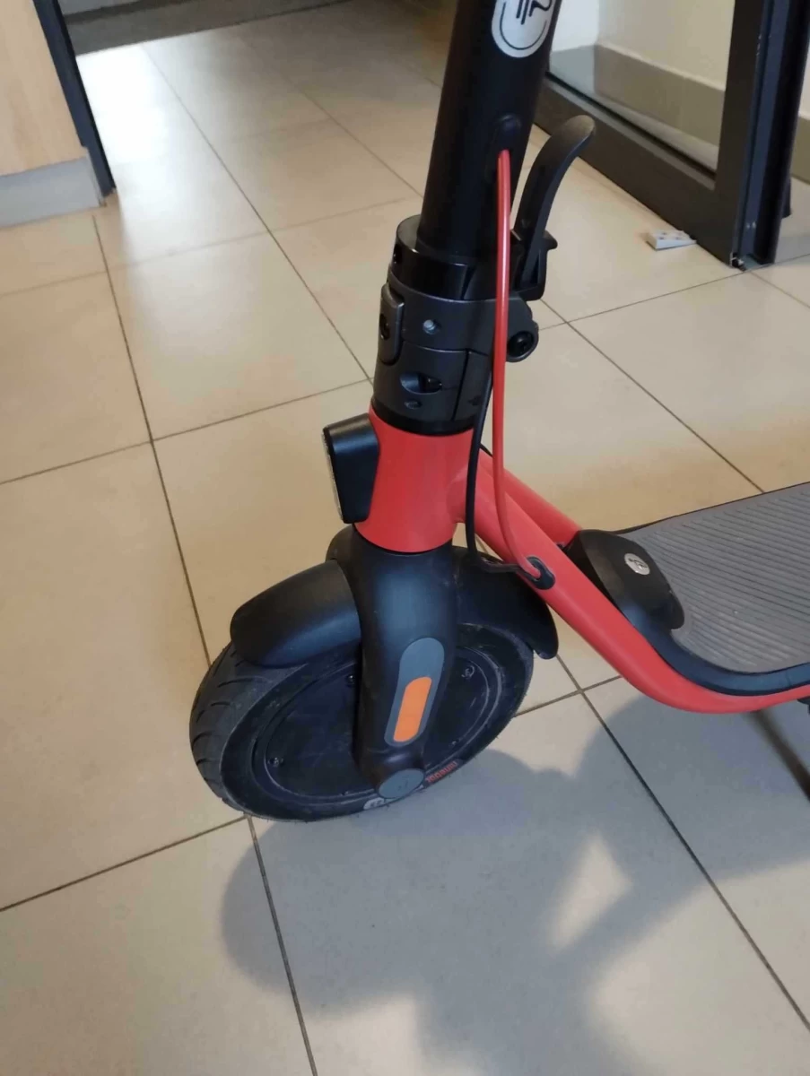 OKAZJA Hulajnoga elektryczna Segway Ninebot D38D + gratisy