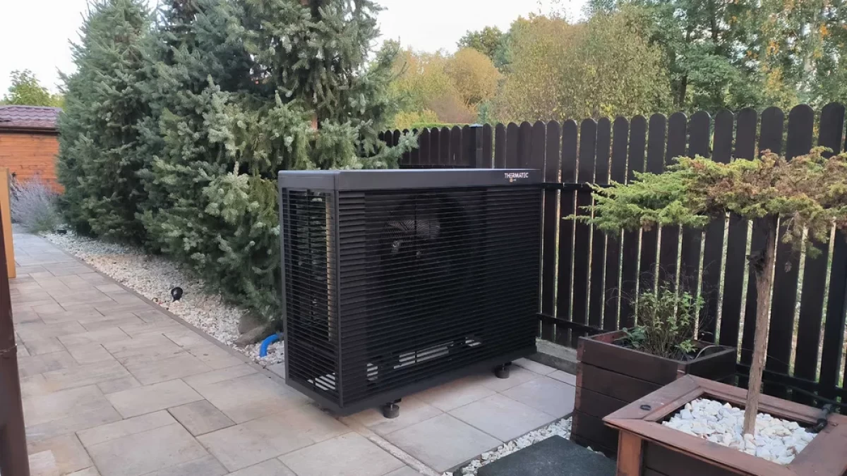 Pompa ciepła Tanio Thermatec TH-R290-S10-3P 10kW z montażem