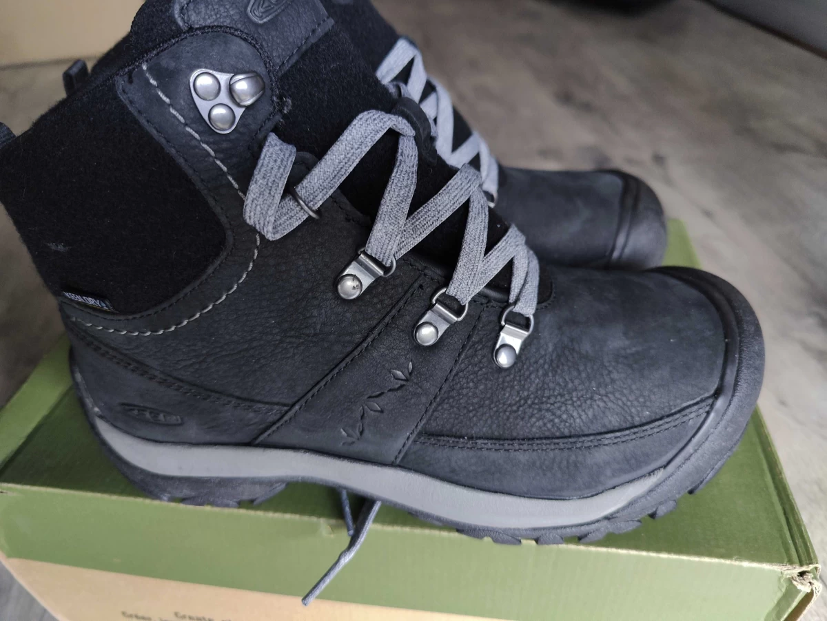 Keen Kaci III zimowe buty trekkingowe damskie r 39.5