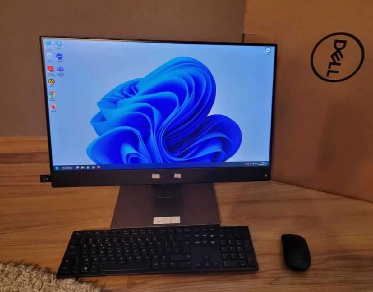 Sprzedam Komputer Intel Core i5-12400 8 GB pamięci RAM