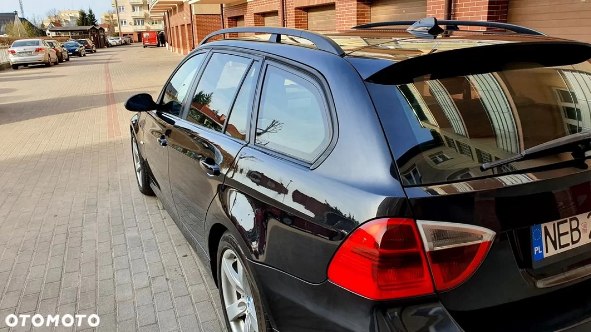 BMW Seria 3 LIFT 150km/ Skóra / Klima / BT / Tempomat / Bardzo zadbany