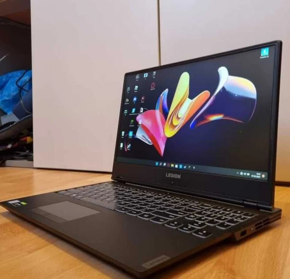Laptop Gamingowy lenovo 1660TI 6gb