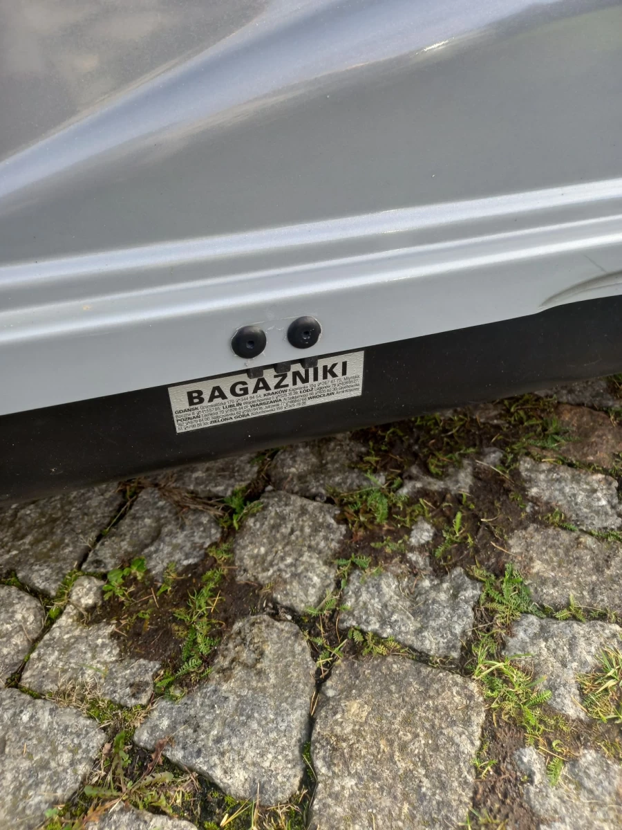 Box dachowy bagażnik z relingami