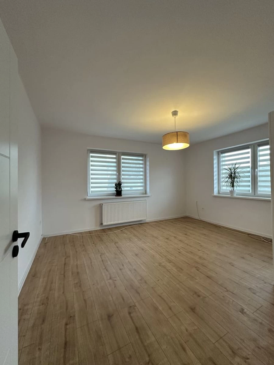 Dom około 100m2, okazja 679 tyś, 10a, Ligota.