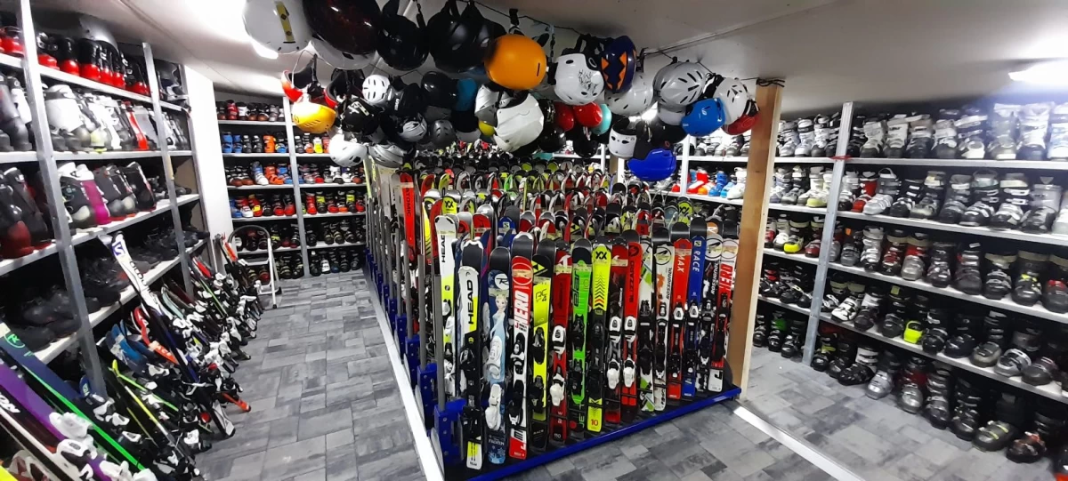 Narty Rossignol Head Elan Blizzard Volkl Fischer Stockli Salomon Atomi