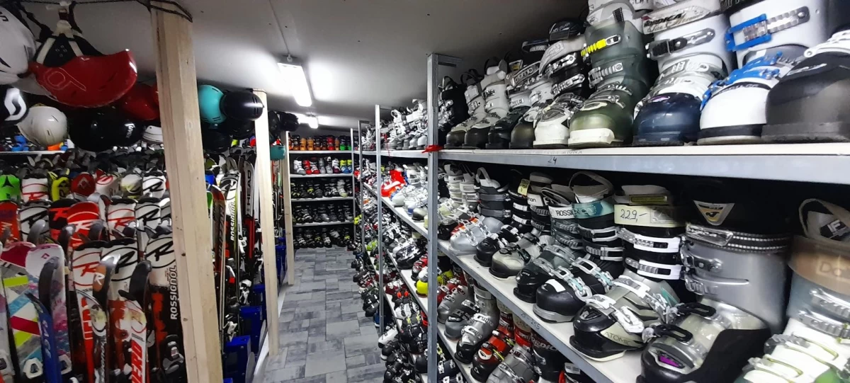 Narty Rossignol Head Elan Blizzard Volkl Fischer Stockli Salomon Atomi