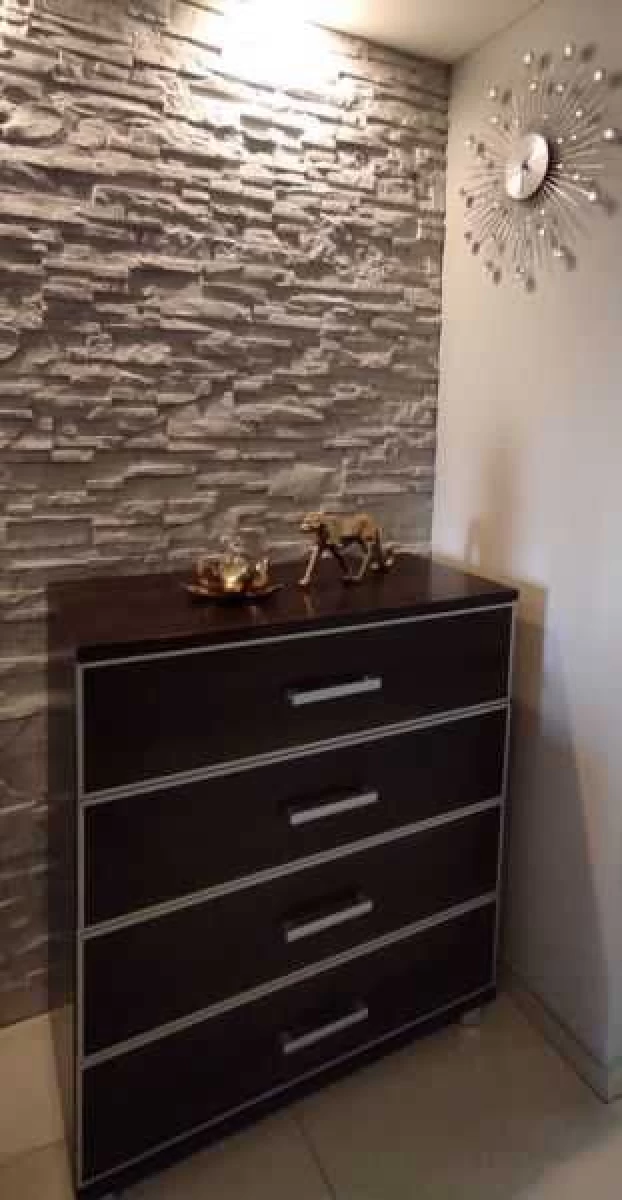 Komoda do pokoju/przedpokoju sprzedam