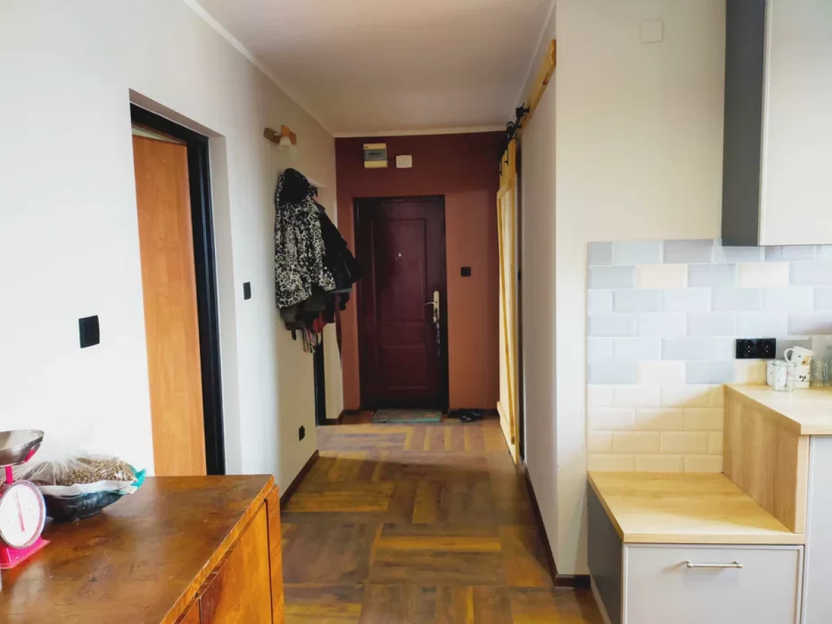 Mieszkanie po remoncie 55 m2, budynek, piwnica, parking, ogródek
