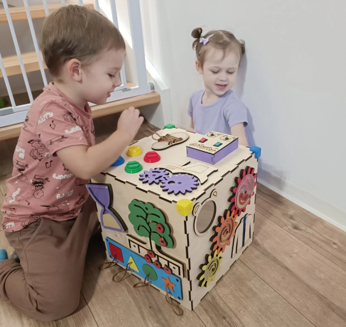 Kostka manipulacyjna sensoryczna Montessori Tablica Personalizowana