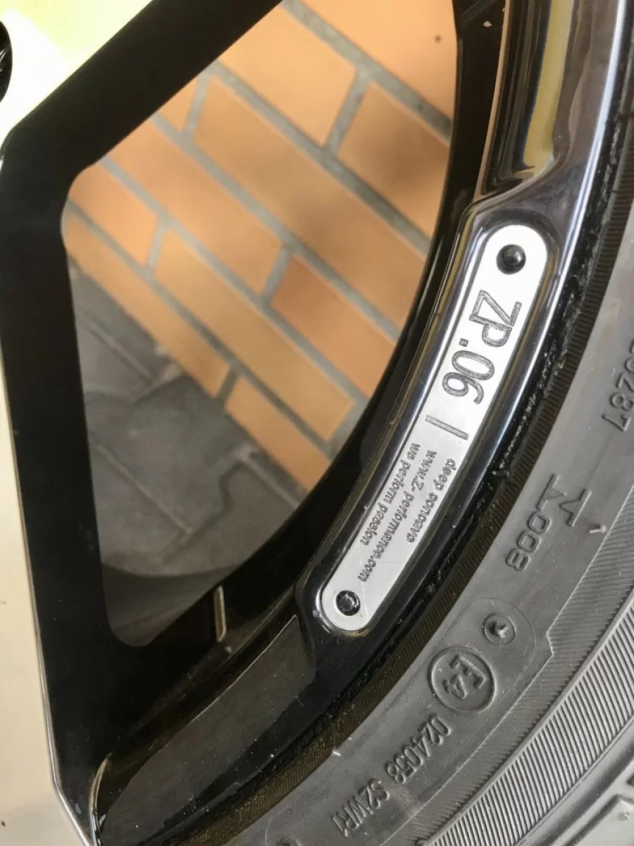 Felgi aluminiowe z oponami 19 cali 5x120 8,5j ; 9j Z-Perfromance