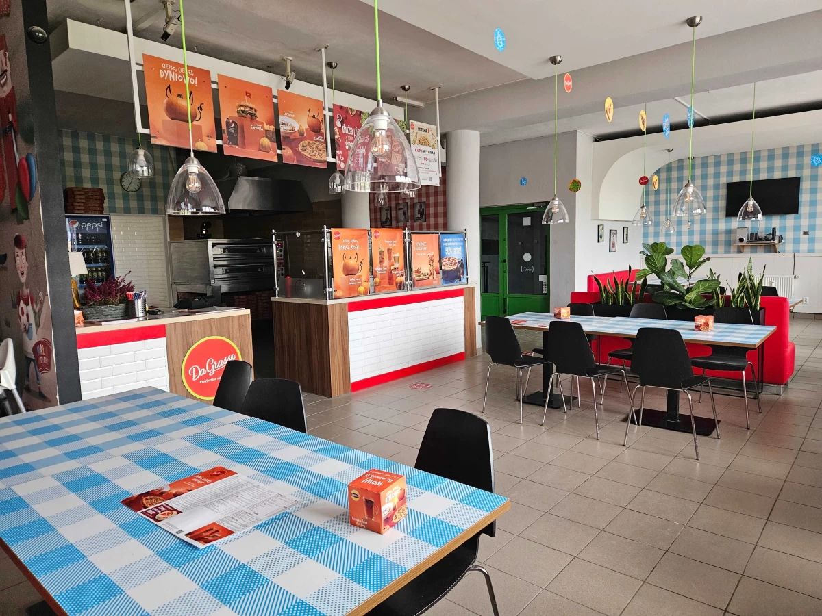 Odstąpię działającą w Piasecznie od 18 lat pizzerię Da Grasso