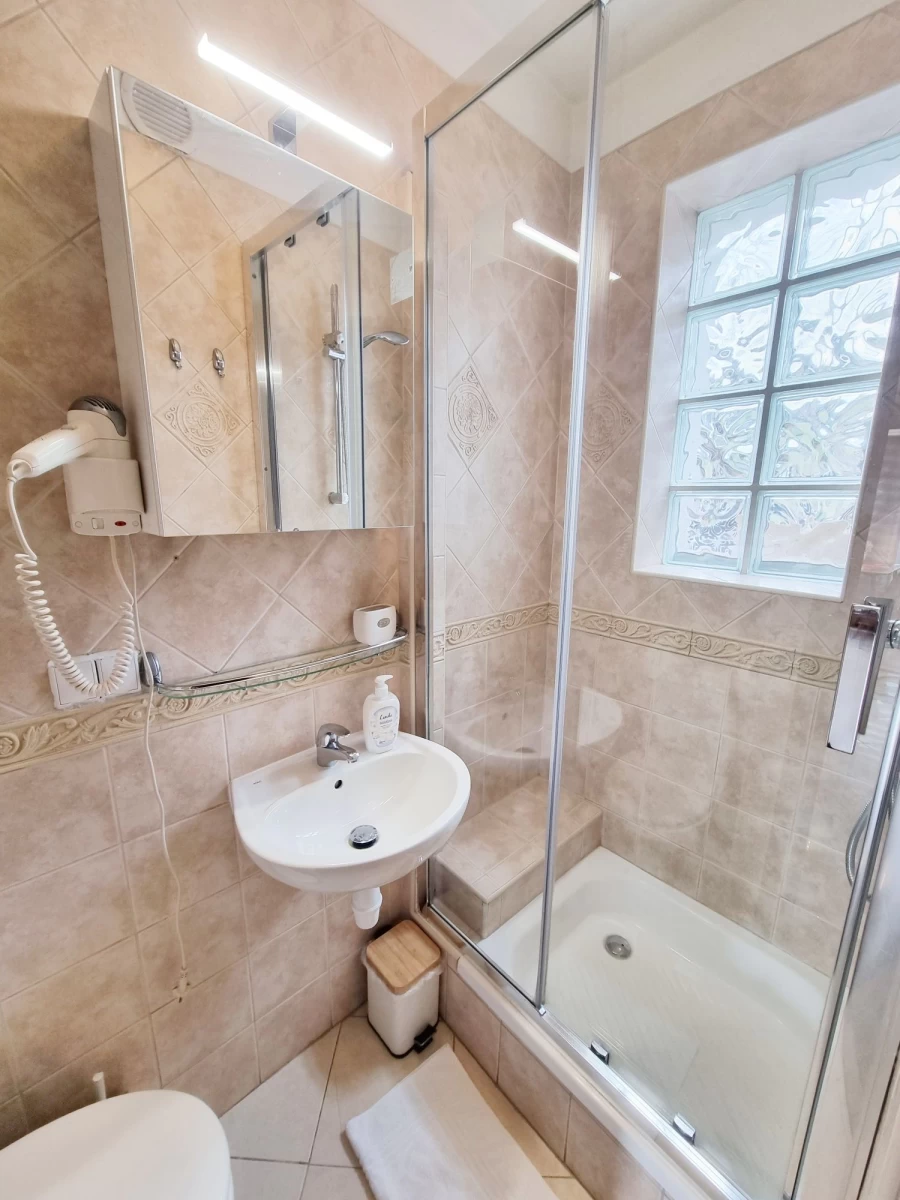 Noclegi Zakopane CENTRUM pokoje Zakopane apartamenty z łazienką