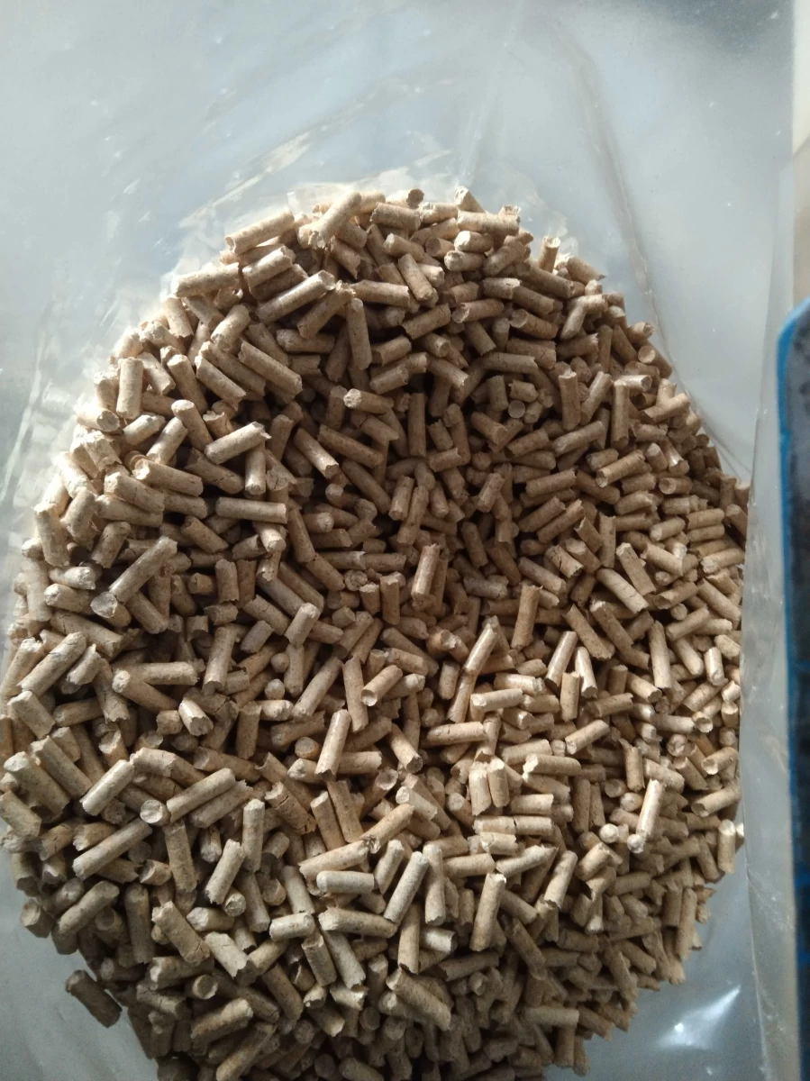 Pellet drzewny iglasty transport rozładunek Sucha Beskidzka