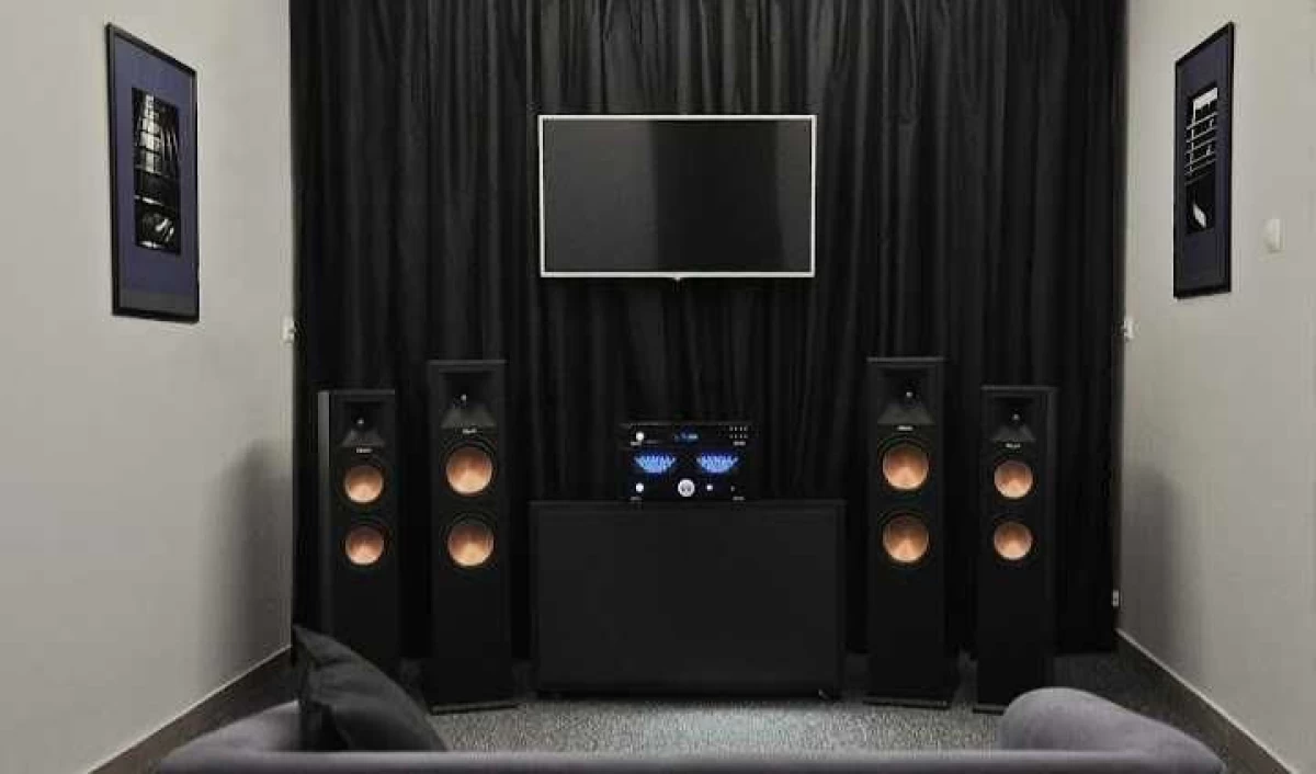 Kino Atmos Yamaha RX-V6A Klipsch R-600F R-50C R-40M R-101SW
