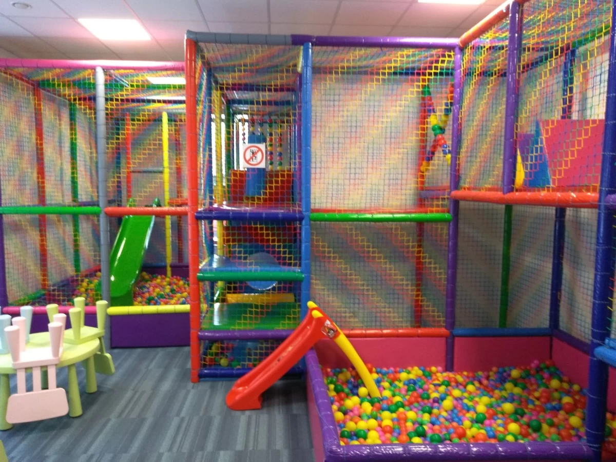 Noclegi nad morzem w Kołobrzegu apartament Sunrise z basenami