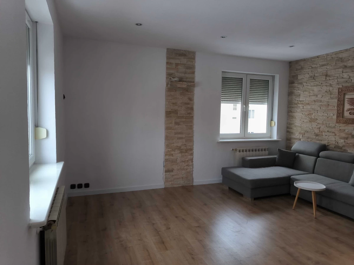 Sprzedam Apartament noclegi Mikołów dom kawalerka mieszkanie pokoje kwatera