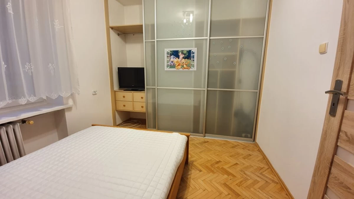 Mieszkanie 2 pokoje na wynajem Gdynia centrum I piętro