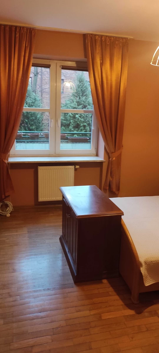 Wynajmę mieszkanie Bemowo 3 pokoje 84m2 z garażem i ogródkiem
