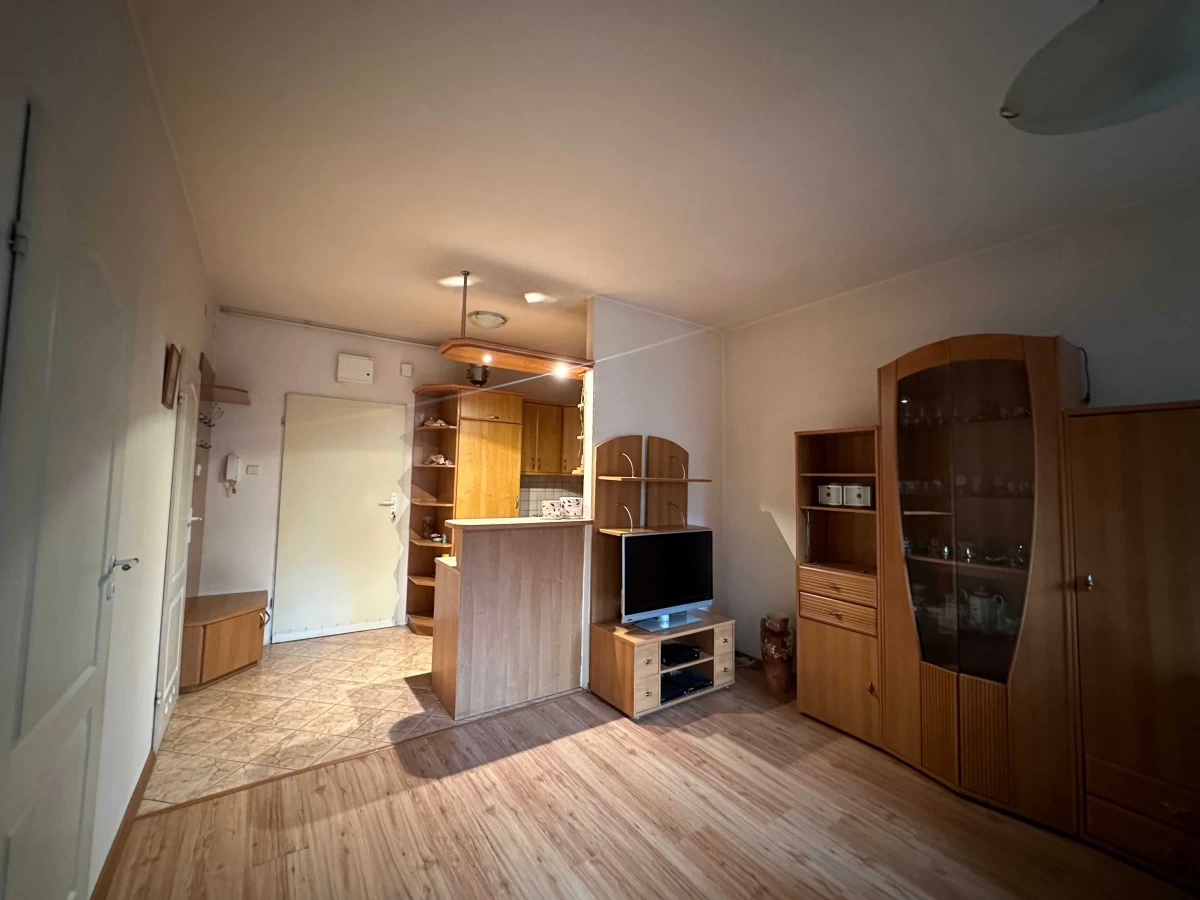 Sprzedam mieszkanie 36m2 Warszawa Tarchomin 2 pokoje ogród 32m2