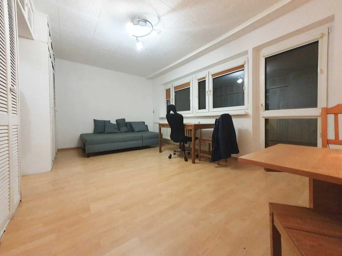 Wynajmę Westfield Mokotów - Kawalerka,28m2,osobna kuchnia, balkon
