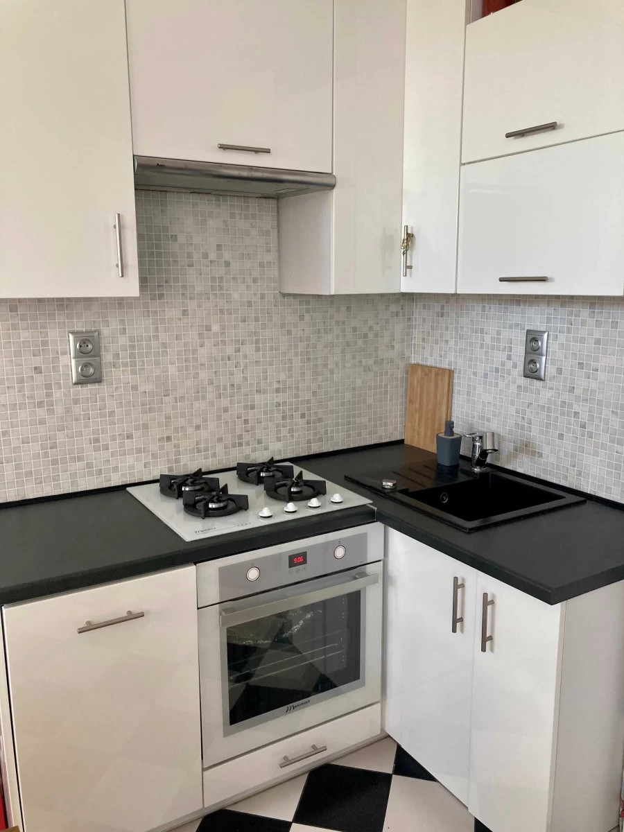 Sprzedam Mieszkanie Warszawa 26,7 m2 przy Pl. Bankowym