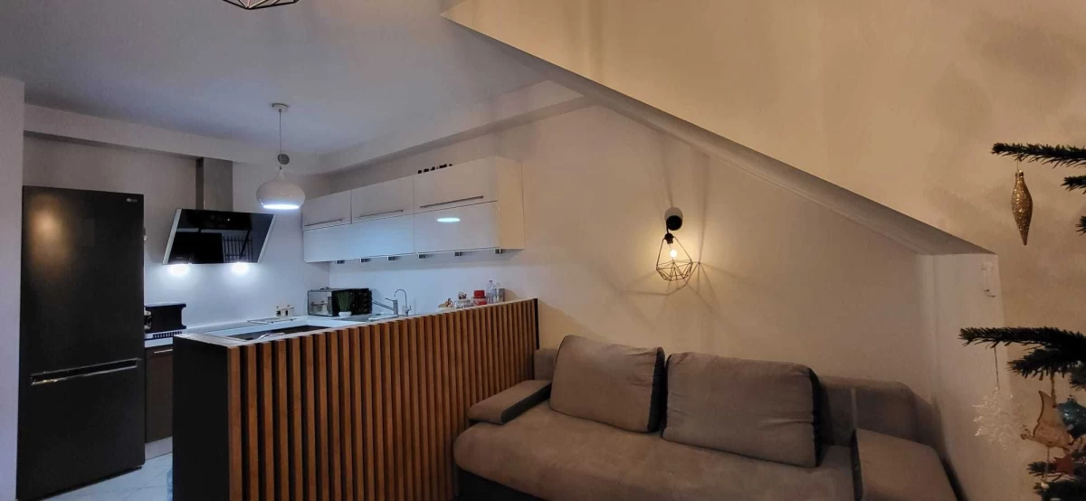 Sprzedam Mieszkanie 3 pokoje Bemowo Narwik 61 m2, garaż